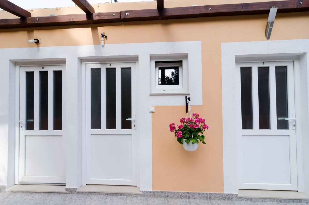 Apartments Vinko Sobra Szoba fotó
